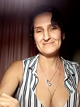 Živý XXX chat Alene_Lorrie