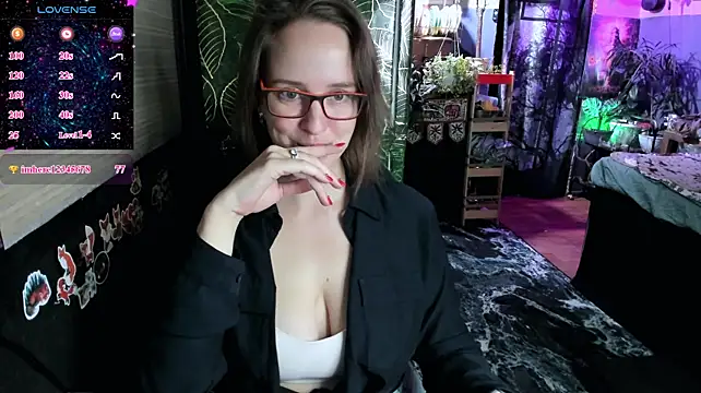 צ'אט XXX בשידור חי של LisaFoxy_y