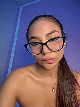 Živý XXX chat amira_cute2