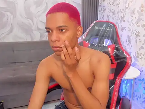 XXX chat uživo modela luccas_lowee
