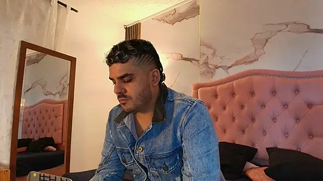 Kevin_Spenser – Naživo XXX chat