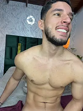 Chat +18 de axel_tone ao vivo