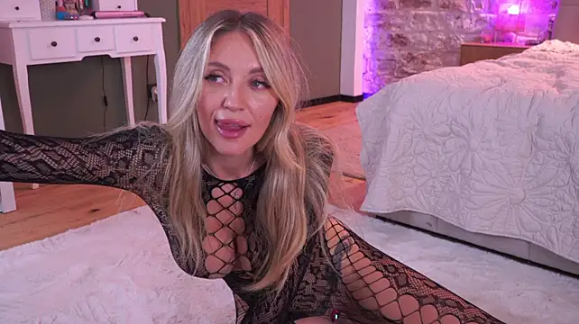 JoanneGG Chat XXX live