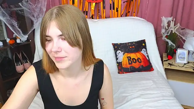 Živý XXX chat EmilyCuper_