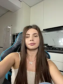 XXX chat uživo modela CurlyLara