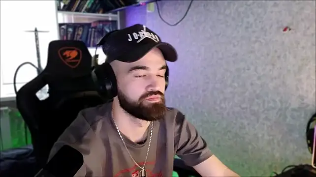 Chat XXX en directo de _Serious_Man