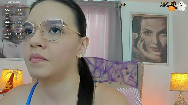Beautyari_ Adlı Modelin Canlı XXX Sohbeti