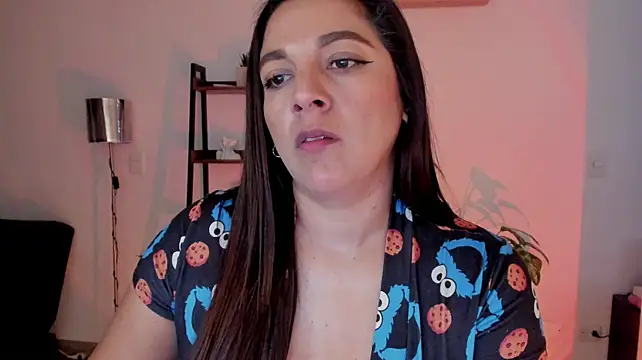 urcute_kitten Chat XXX live