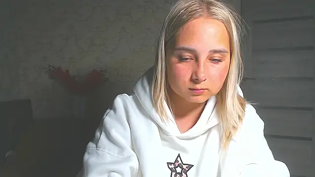 DolphinDreams Chat XXX live