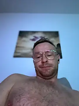 SoberingTadpole Chat XXX live