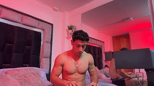 MR_MUSCLE: онлайн-секс-чат