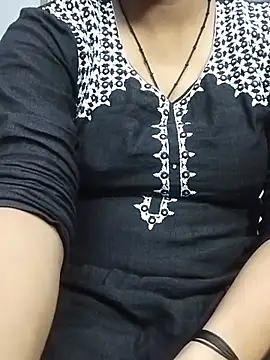 Laxmi_89 Chat XXX live