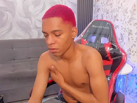 Czat XXX na żywo – luccas_lowee