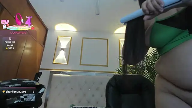candiapole Chat XXX live
