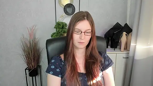 Chat +18 de emmaxDelight ao vivo