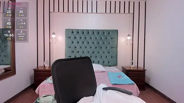 MadissonLow Chat XXX live