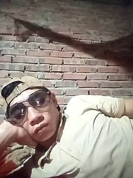Chillbiiii 现场XXX聊天
