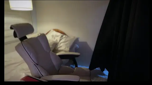 _XXXKittyTingles Chat XXX live
