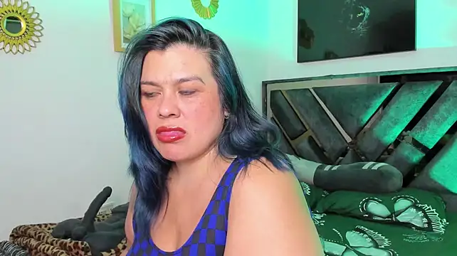 Czat XXX na żywo – Martina_Foxy01