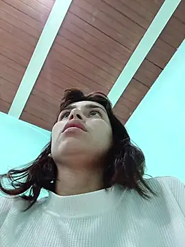 Soy_tu_sol – Naživo XXX chat