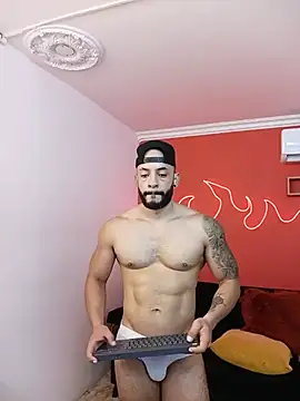 Mike_savage3 Chat XXX in diretta