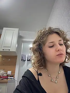 دردشة KellyKeler الجنسية المباشرة