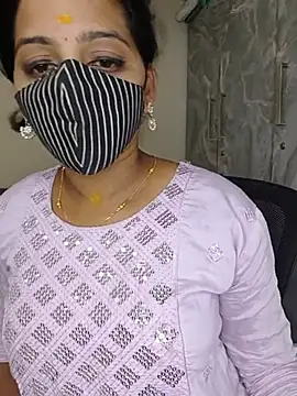 Chat +18 de Tamil_Lovely_Cindrellaa ao vivo