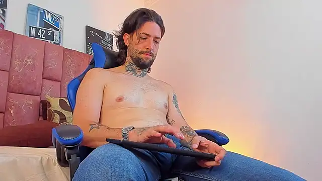 Онлайн чат XXX ALPHA_MASTER1