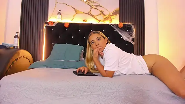 XXX chat uživo modela Laura396