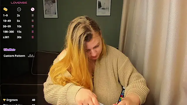 MariaStuart live XXX chat