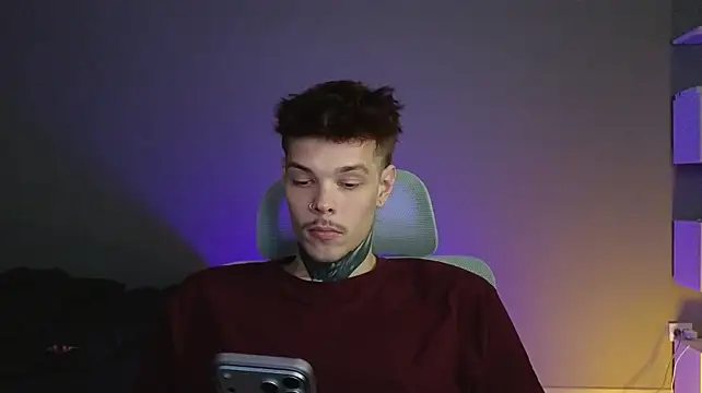 DENIS_HERE Live XXX-chat