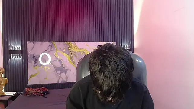 Eliot_rizzo's Live XXX Chat