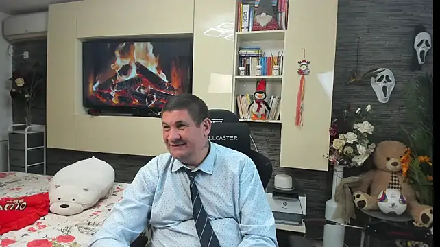 SpartacusDaddy48 Live XXX-chat