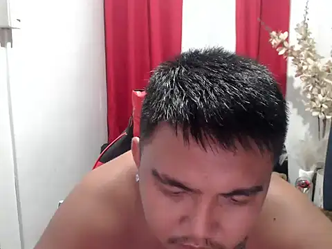 David_hot_dad Adlı Modelin Canlı XXX Sohbeti