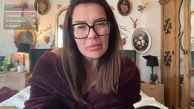MrsMelia 现场XXX聊天