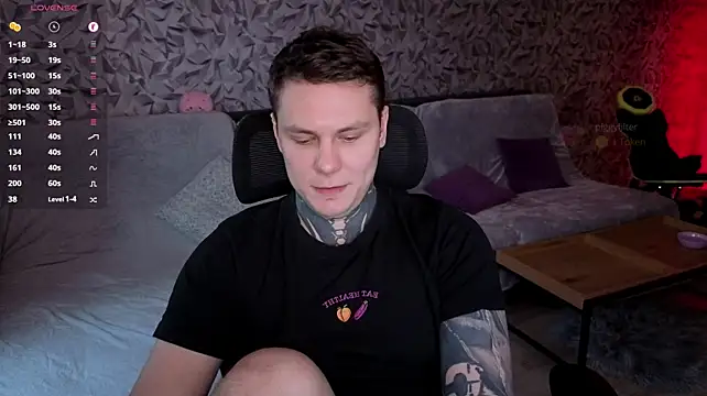 XXX chat uživo modela Lechery_boy