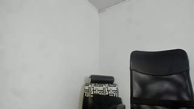 Chat +18 de Nathaly_love96 ao vivo