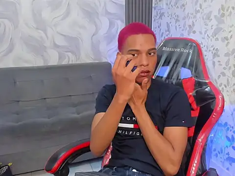 Živý XXX chat luccas_lowee
