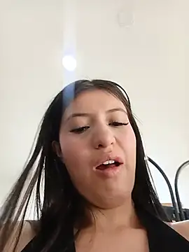 Chatroom XXX en direct de SALOME-28_