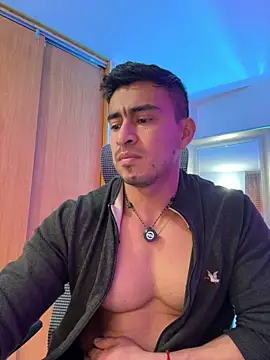 Chris_Clarck Live XXX-Chat
