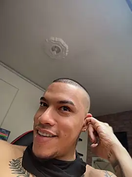 AlphaMasterXxx Obrolan Langsung XXX
