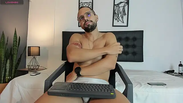 Marco_Moretti Live XXX-chat
