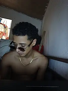Maximo_Juli live XXX chat