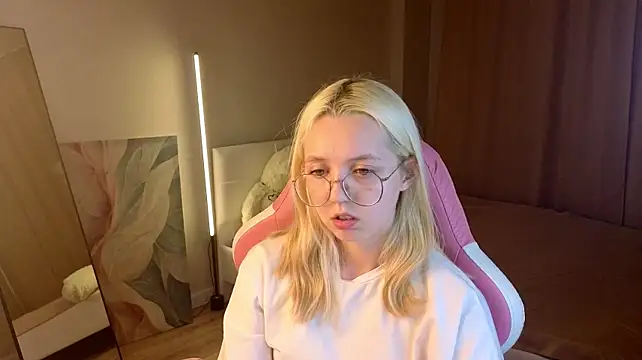 mollyy_snow's Live XXX Chat