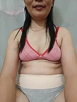 Doremon_95 Adlı Modelin Canlı XXX Sohbeti