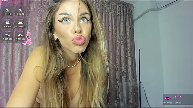 Živý XXX chat love_chloee__