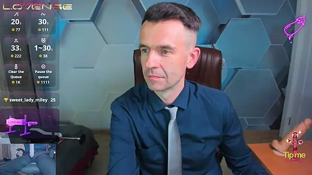 SteveTiger Chat XXX live