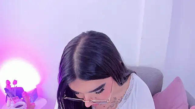 RoseCassie Live XXX-Chat