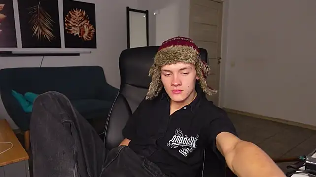 Chris_Holt Chat XXX live