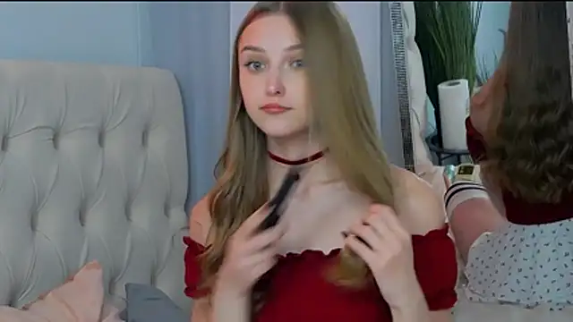 AmeliaDee live XXX chat